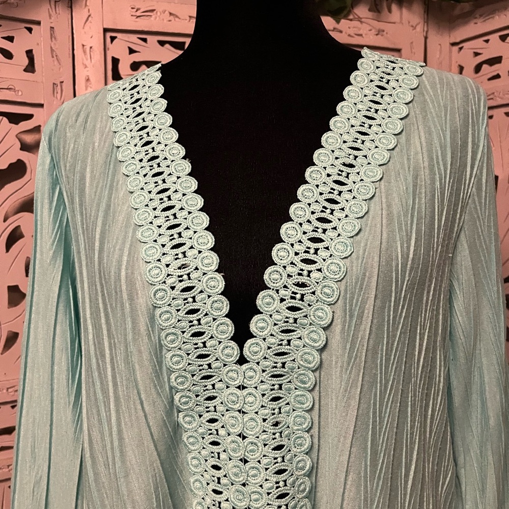 CATALINA AMAZING SOFT LIGHT TURQUOISE GREEN CROTCHET FRONT MID SLEEVE TUNIC TOP - Picture 3 of 10